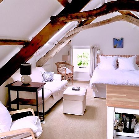 The Attic Apartment, Quay Street Studios カーディガン エクステリア 写真