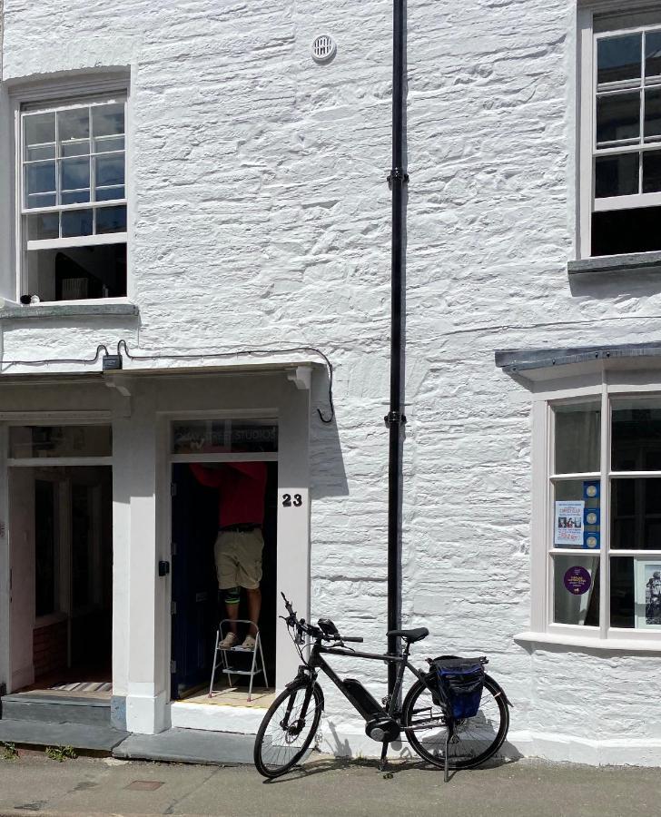 The Attic Apartment, Quay Street Studios カーディガン エクステリア 写真