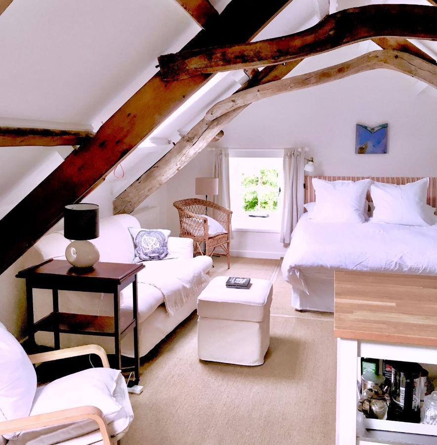 The Attic Apartment, Quay Street Studios カーディガン エクステリア 写真